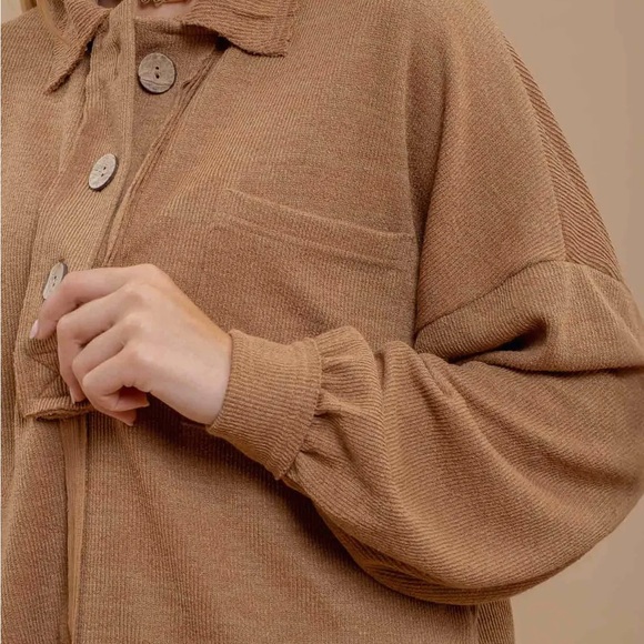 Blu Pepper Collared Raw Edge Knit Top with Large Buttons - Picture 2 of 3